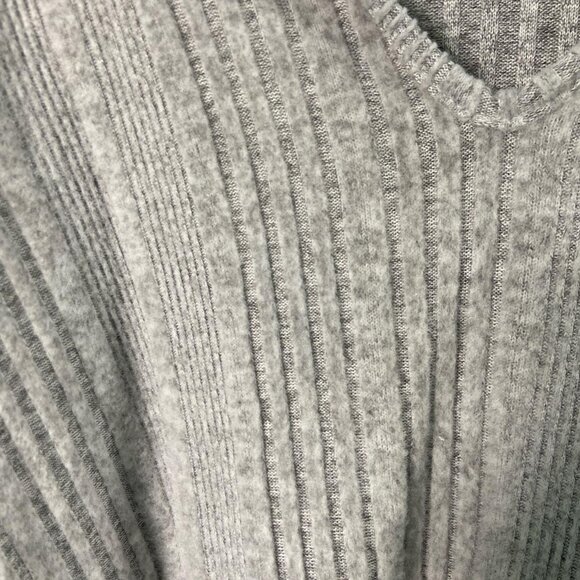 SHEIN Women's Grey Jumper - Picture 3 of 3